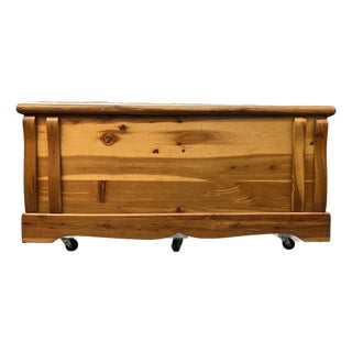 Vintage Murphy Style Cedar Wooden Chest For Sale