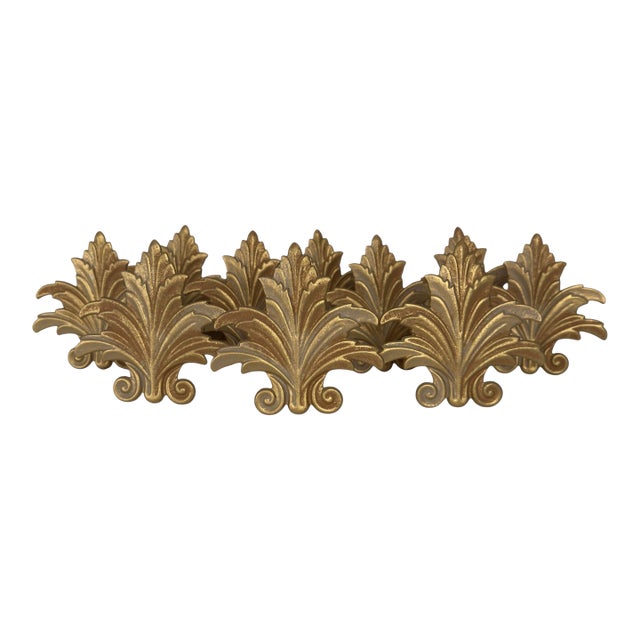 Set of 10 Vintage Hollywood Regency Gilt Acanthus Leaf Curtain Tiebacks – Neoclassical Decorative Hardware Drapery Holdbacks For Sale