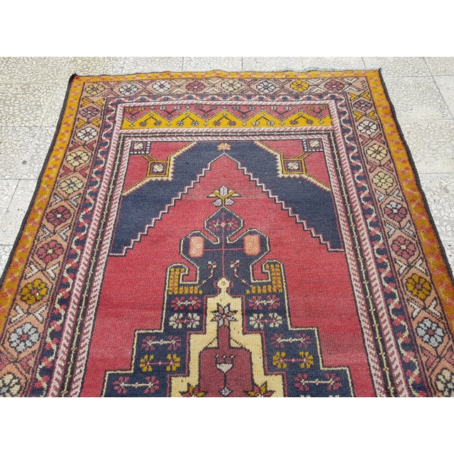 1970s Vintage Red Turkish Taspinar Rug 4'11" X 9'7" For Sale - Image 5 of 10