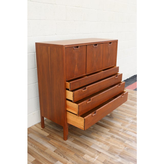 1970s John Stuart for Mt. Airy “Janus Collection” Mid-Century Walnut Highboy Dresser, C. 1970s For Sale - Image 5 of 18