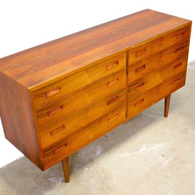 Hundevad & Co. Rosewood Model Hu 40/16 Low Dresser Designed by Carlo Jensen For Sale - Image 9 of 11