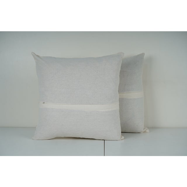 1990s Embroidered Turtle Pillow Cover - A Pair For Sale - Image 5 of 5