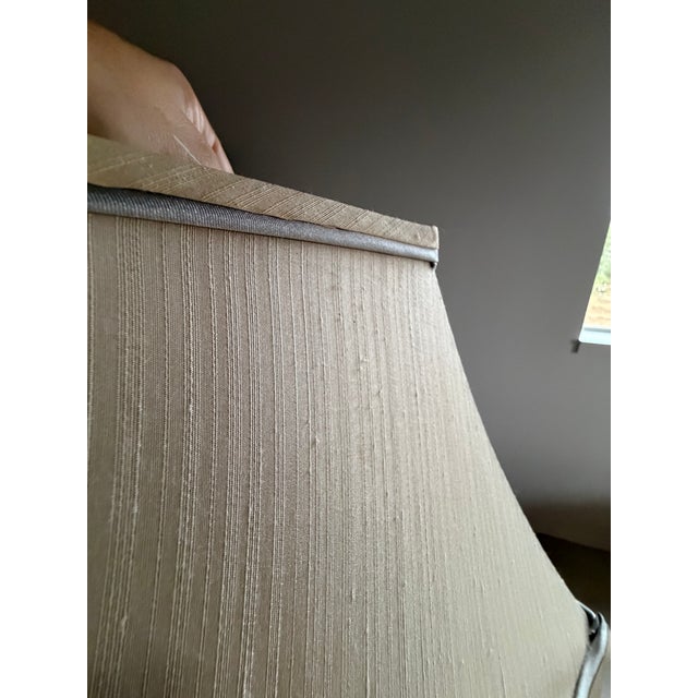 Stiffel 1960s Silk Tapered Sloped Square Transitional Traditional Lamp Shade For Sale - Image 10 of 18