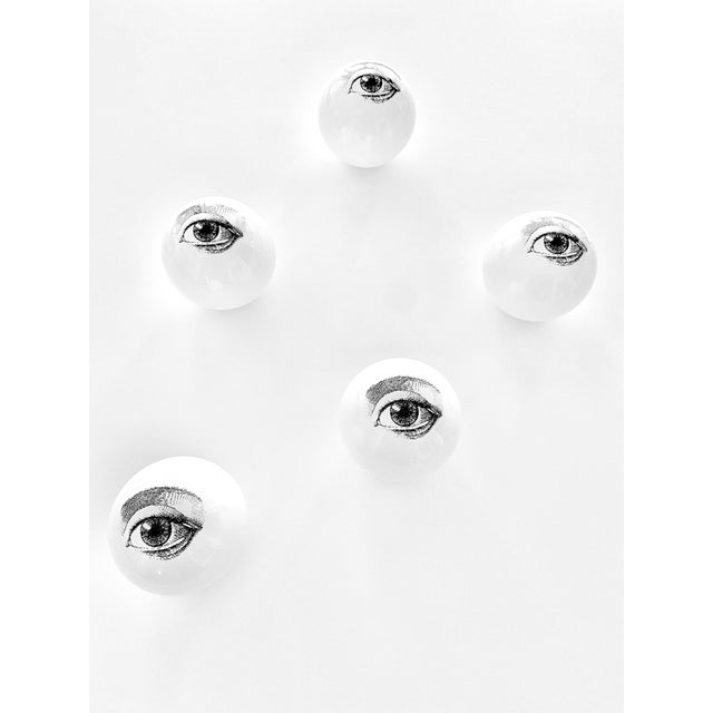 Eye_10 Figure in Stoneware by Rodrigo Vairinhos For Sale - Image 10 of 17