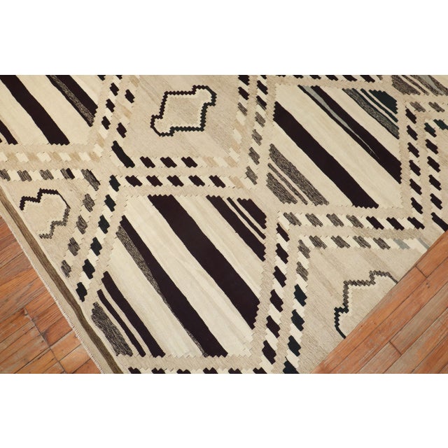 Mid-Century Modern Room Size Turkish Kilim - 10'1" x 14' For Sale - Image 4 of 18