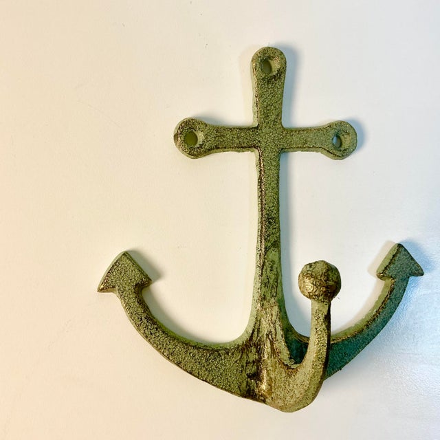 1970s Vintage Nautical Coastal Arts & Crafts Cast Iron Anchor Wall Hook For Sale - Image 6 of 11