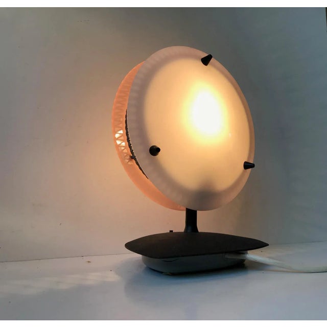 Mid-Century Italian Pink & White Acrylic Glass Table Lamp, 1960s For Sale - Image 9 of 13