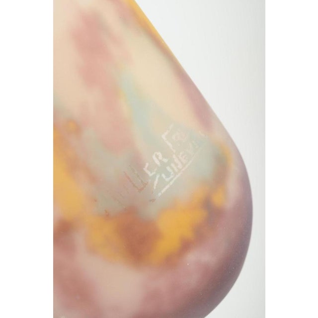 Muller Frères Cylindrical Vase in Multicolored Opalescent Glass from Muller Frères, Luneville, 1930s For Sale - Image 4 of 5