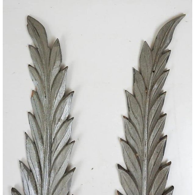 Folk Art Vintage Collection Carved Folk Art Leaf Odd Fellows - Set of 4 For Sale - Image 3 of 6