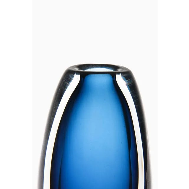 Glass vase by vicke lindstrand, 1960's additional information: material: glass style: mid century, scandinavian produced...