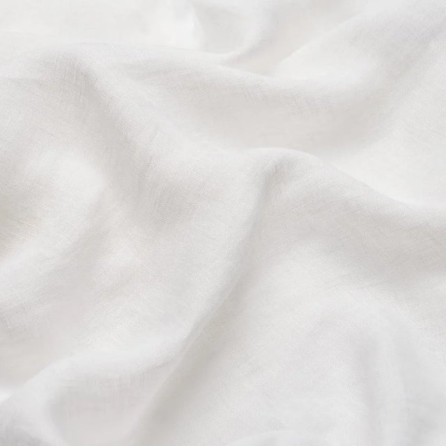 Contemporary SAMPLE - Schumacher Aya Sheer Fabric In White For Sale - Image 3 of 3