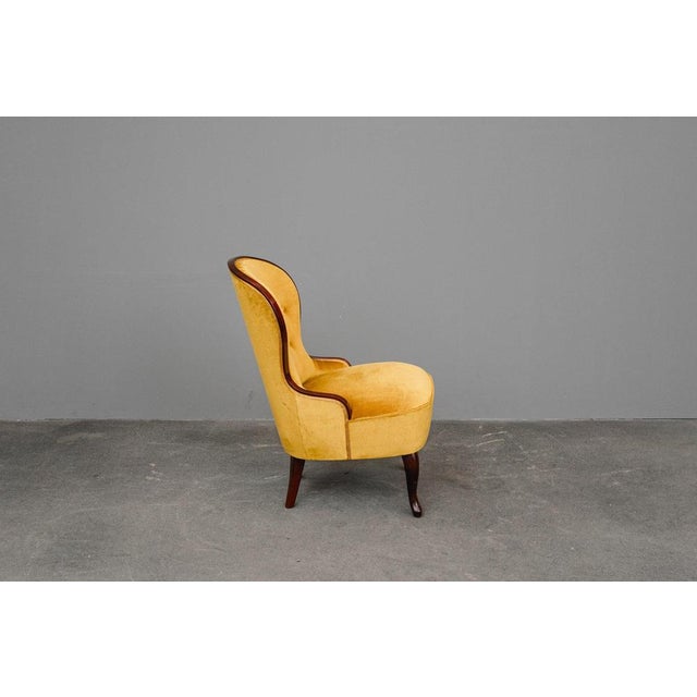 Mid-Century Armchairs in Yellow, Mid-20th Century, Set of 2 For Sale - Image 5 of 18