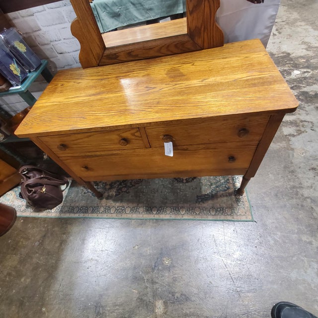 Early 20th Century Early 20th Century Three Drawer Oak Vanity Dresser With Arched Beveled Mirror For Sale - Image 5 of 11