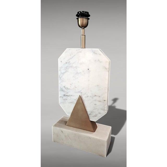 Contemporary Italian Carrara Statuario White Marble and Brass Table Lamp For Sale - Image 3 of 18