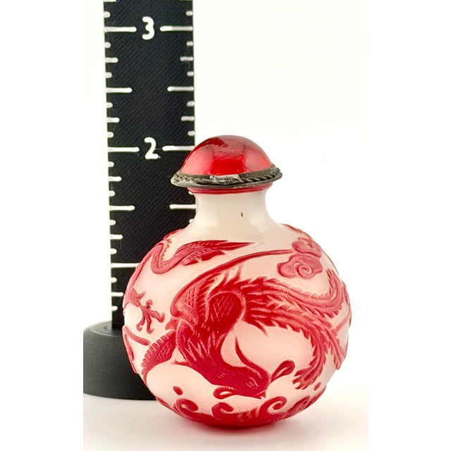 Chinese Peking Glass Snuff Bottle-Carved Red Cameo Overlay Dragon & Phoenix Design, 19th Century For Sale In Sacramento - Image 6 of 9
