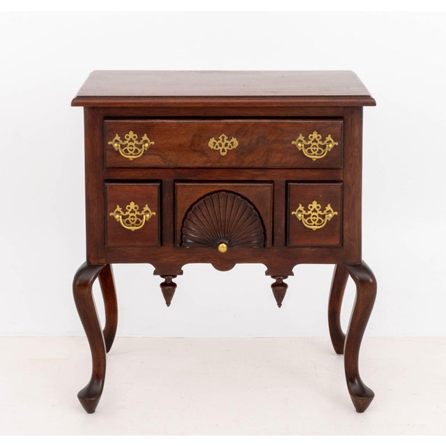 Pair of Queen Anne Style Mahogany Lowboys For Sale In New York - Image 6 of 13