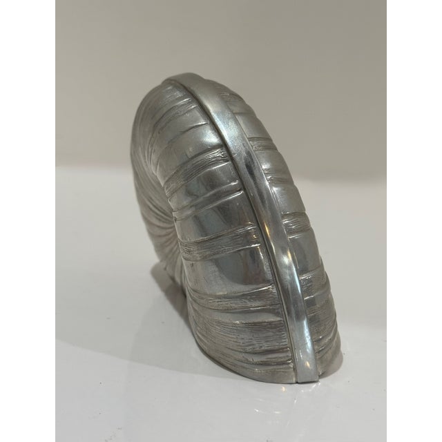 Mid 20th Century Kirk-Stieff Pewter Nautilus Shell Desk Clock For Sale - Image 4 of 5