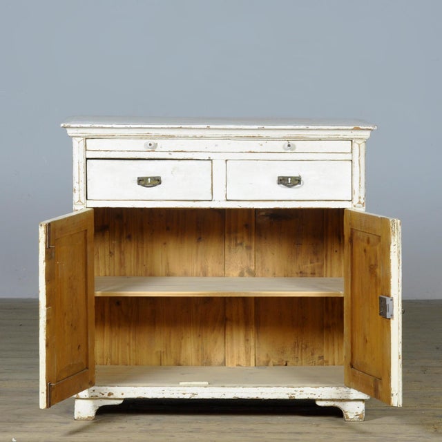 Antique White Buffet in Pine, 1910 For Sale - Image 4 of 17