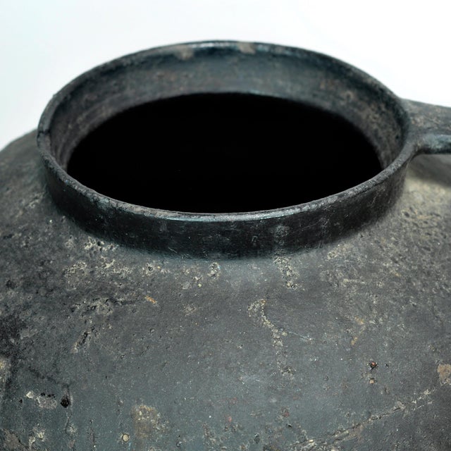 Antique Earthenware Pot from Moldova, 1850s For Sale - Image 6 of 8