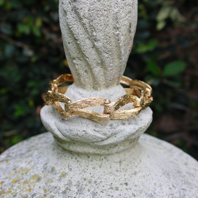 Gold 14k Gold Zelman & Friedman Vintage Textured Elongated Link Bracelet For Sale - Image 8 of 9