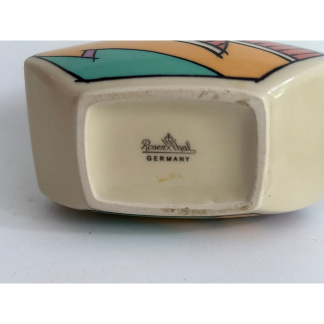 Sugar bowl Series: Flash Decoration: One Material: Ceramic Designer: Dorothy Hafner No clips, first choice This piece has...