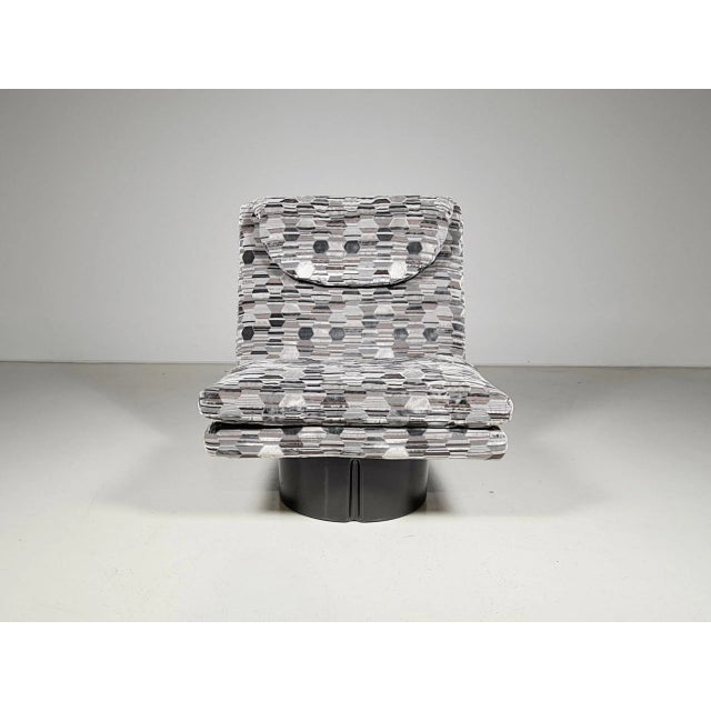 Fabric and Fiberglass Comfort Armchair by T. Ammannati & G.P. Vitelli, Italy, 1970s For Sale - Image 4 of 9