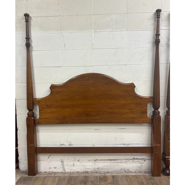 This is an absolutely stunning vintage full sized Chippendale style four poster rice bed with beautiful and unique...