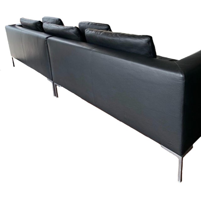 This Antonio Citterio Charles Couch is the most beautiful couch. We are sorry to have to part with it but we are moving...