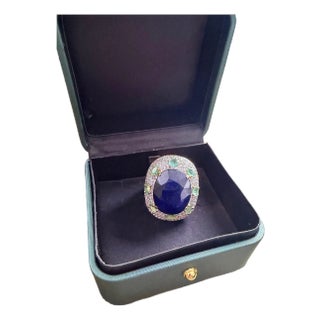Bochic “Orient” Natural Sapphire & Emerald Ring Set In 18K Gold & Silver For Sale