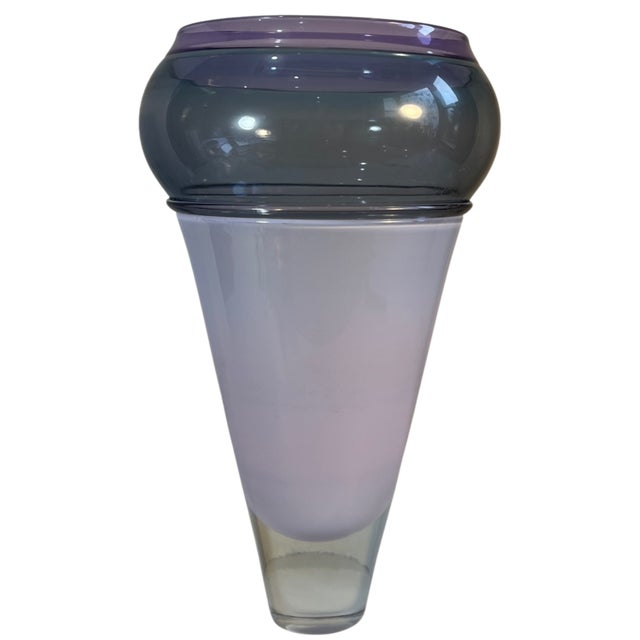 Art Glass Lavender Gray Cone Shaped Vase Brand & Greenberg 1986 For Sale - Image 11 of 17