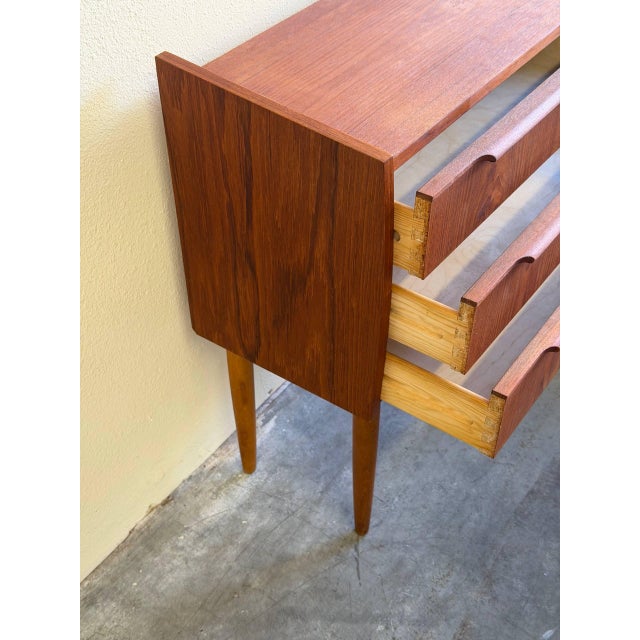 Wood Mid Century Danish Teak 3-Drawer Chest – Vintage Scandinavian Small Dresser 1960s For Sale - Image 7 of 8