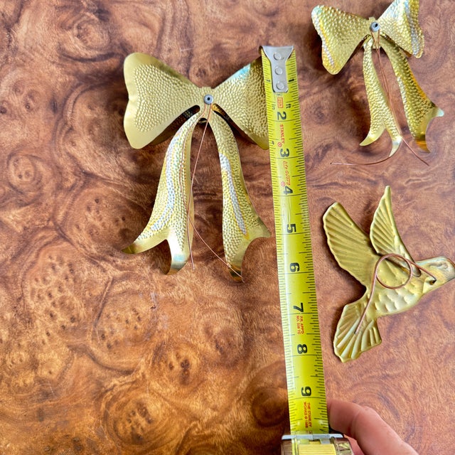 1970s Brass and Metal Hummingbird and Bow Wall Decor- 5 Pieces For Sale - Image 5 of 9