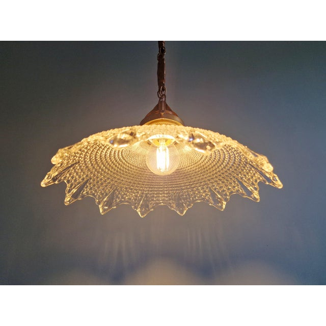 Art Deco Pendant Light in Scalloped Clear Glass, 1920s For Sale - Image 13 of 14