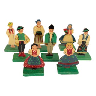 Small Flat Wooden Figures, 1890s, Set of 8 For Sale