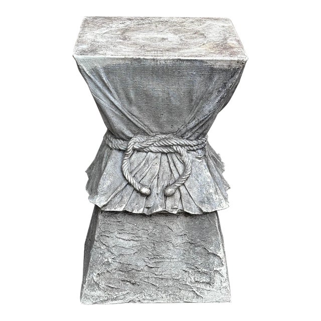 1960s Pedestal in the Style of John Dickinson For Sale