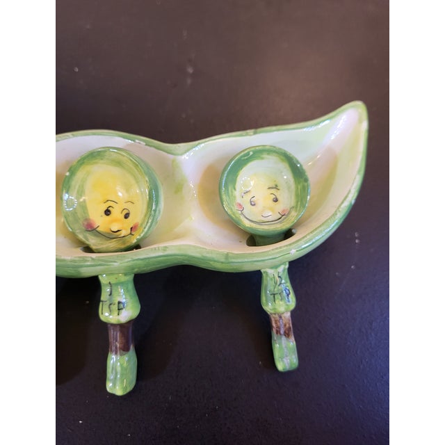 1960s Vintage Py Ceramic Peas in a Pod Measuring Spoons Anthropomorphic For Sale - Image 5 of 12