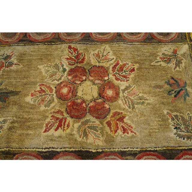 1900s Brown Floral Antique Fan Arc Border American Folk Art Hooked Small Rug For Sale - Image 4 of 15