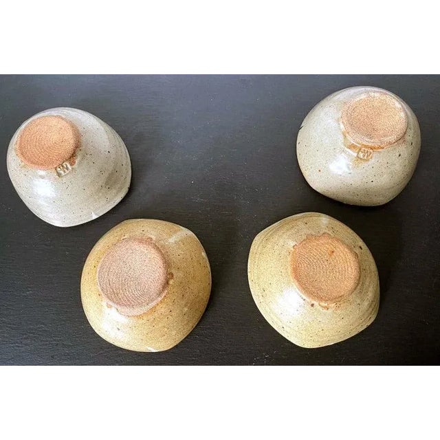 Late 20th Century Late 20th Century Stoneware Bowls in Shino Style by Warren Mackenzie - Set of 4 For Sale - Image 5 of 12
