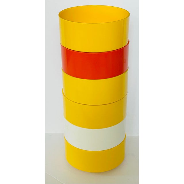Those Italians, they just know design! This set of 6 Massimo Vignelli Heller Italian bowls are great for dining indoors or...