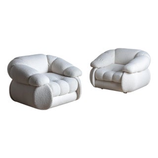 20th Century Pair of White Lounge Chairs by Adriano Piazzesi, Italy For Sale
