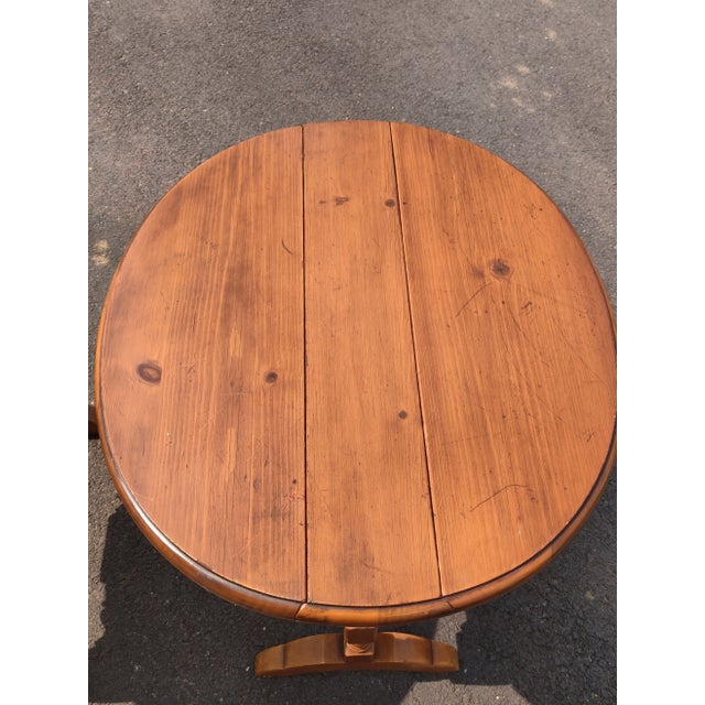 Vintage American Classical Maple Drop Leaf Side Table - Pair For Sale - Image 10 of 12