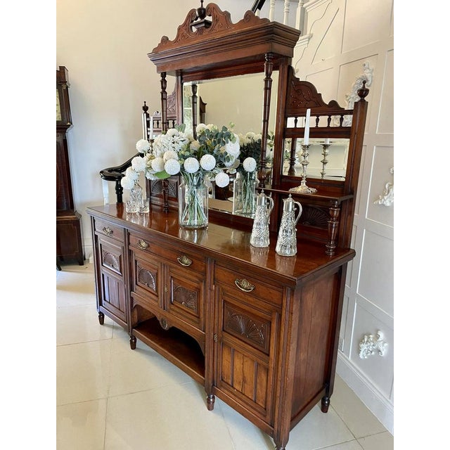 Antique Victorian Sideboard in Carved Walnut with Mirror, 1880 For Sale - Image 4 of 14