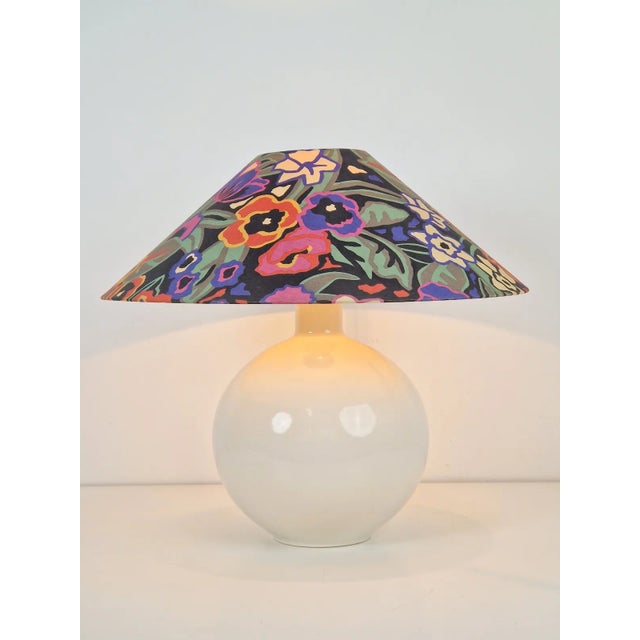 Vintage White Ceramic Sphere Table Lamp, 1970s For Sale - Image 10 of 11