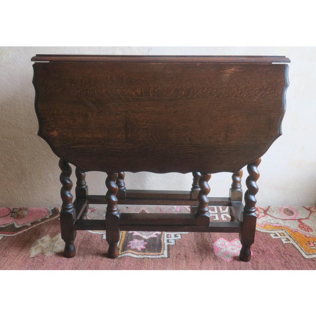 Brown Spanish Patinated Extendable Farmhouse Dining Table in Oak, 1900s For Sale - Image 8 of 12