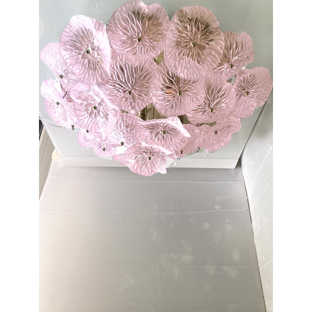2020s Mid-Century Modern Style Floreal Pink Murano Glass Flush Mount by Simoeng For Sale - Image 5 of 6