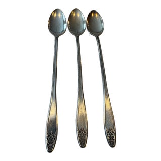 Early 20th Century Wm Rogers & Sons “Lady Doris” Silver Plated Iced Tea Spoons. Set of 3. For Sale