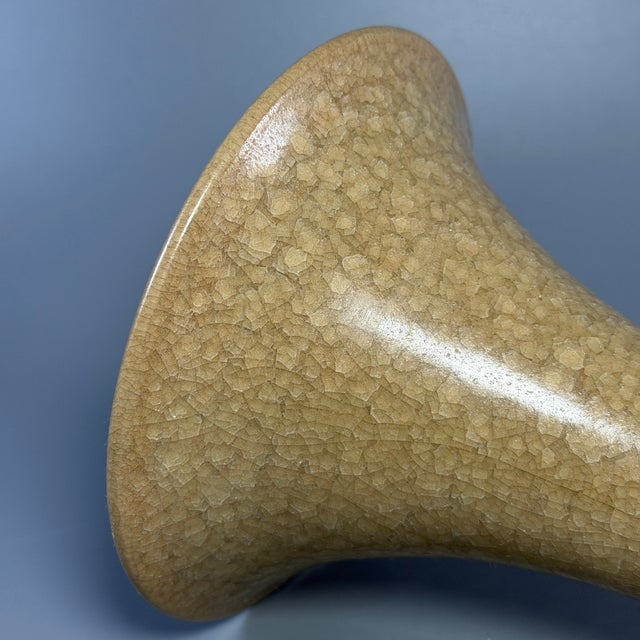 Chinese Chinese Crackle‑Glaze Gu‑Shape Vase, Collectible Decorative Beige Ceramic Vessel For Sale - Image 3 of 6