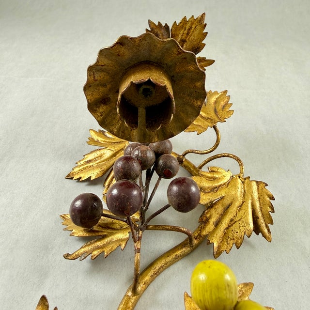 1930s Italian Gold Leaf Tole Peinte Grape Vine Candle Sconce For Sale - Image 5 of 16