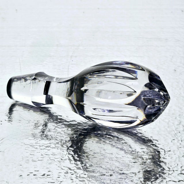 Crystal Glass Pinwheel Decanter W/ Stopper For Sale In San Francisco - Image 6 of 12