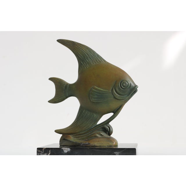 1920s Antique Art Deco French Bookends Angelfish in Black Marble Spelter Moonfish, 1925, Set of 2 For Sale - Image 5 of 10